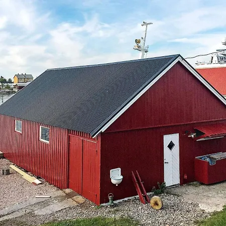 Reksundveien Holiday home *